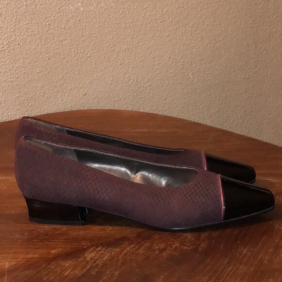 Vaneli Burgundy Preppy Academia Professional Patent Caps Flat Toe Ballet Flats - Picture 1 of 14